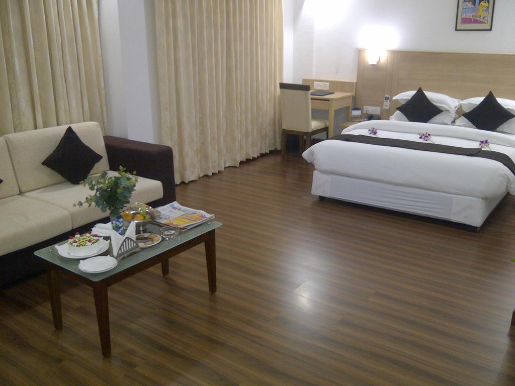 Hotel Ambient Turret Bangalore Zimmer foto